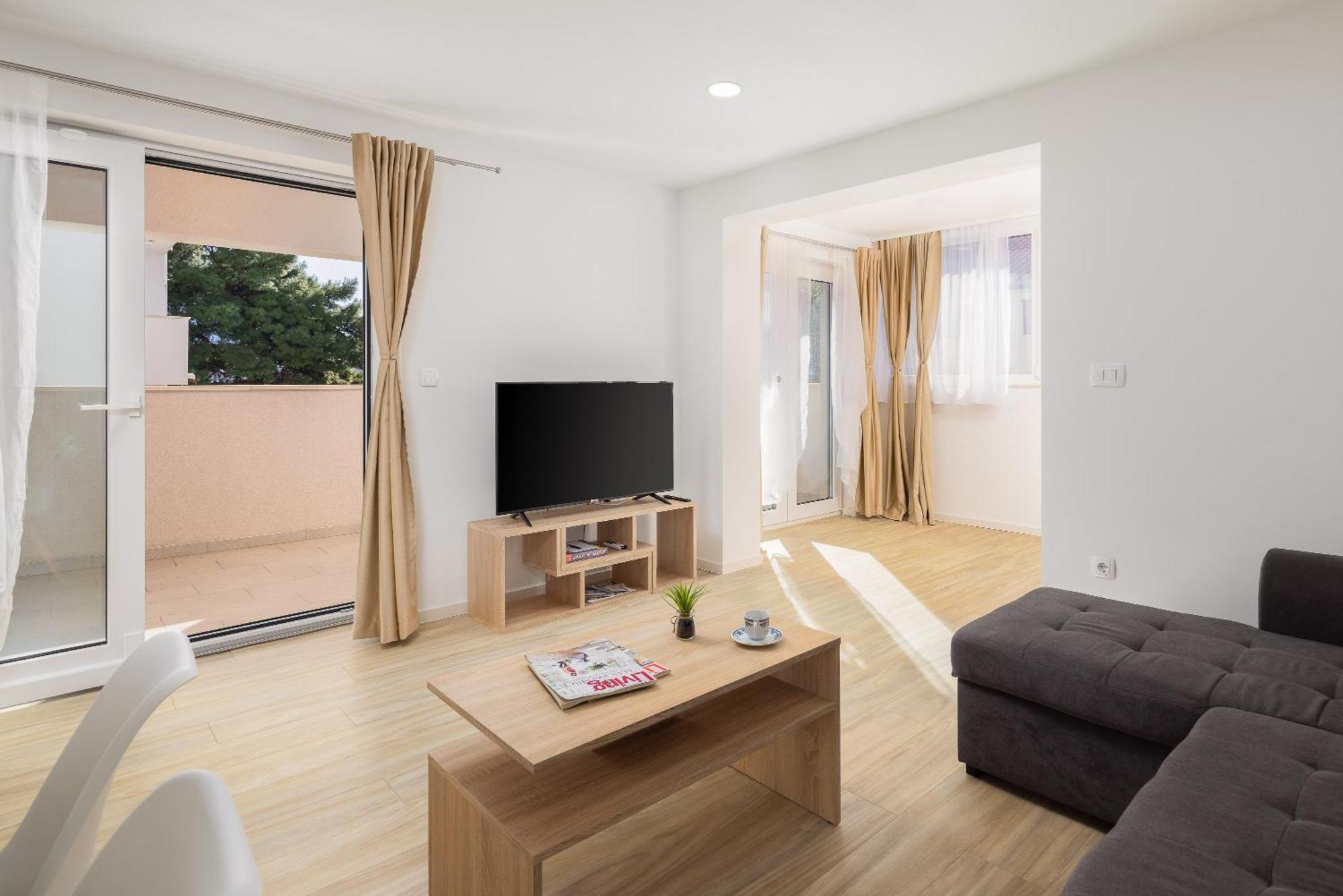 Apartments Juranovic Makarska Eksteriør bilde