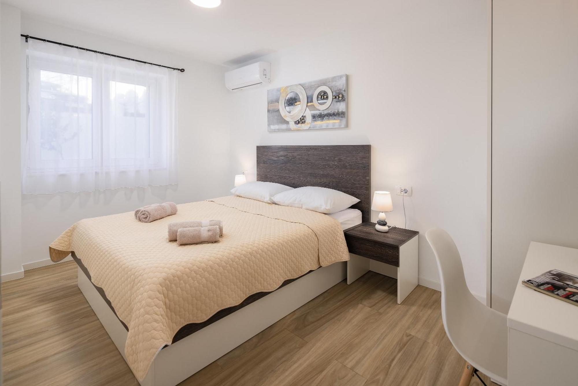 Apartments Juranovic Makarska Rom bilde