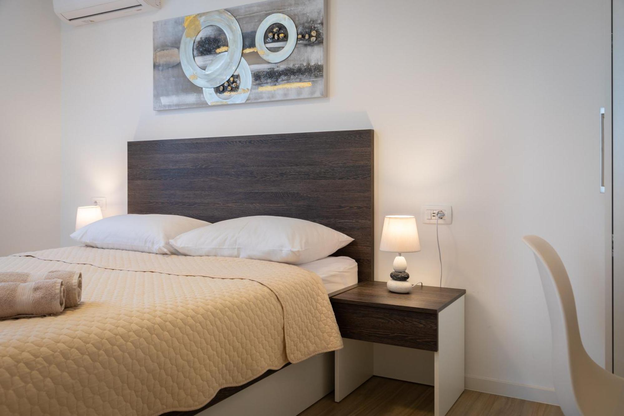 Apartments Juranovic Makarska Rom bilde