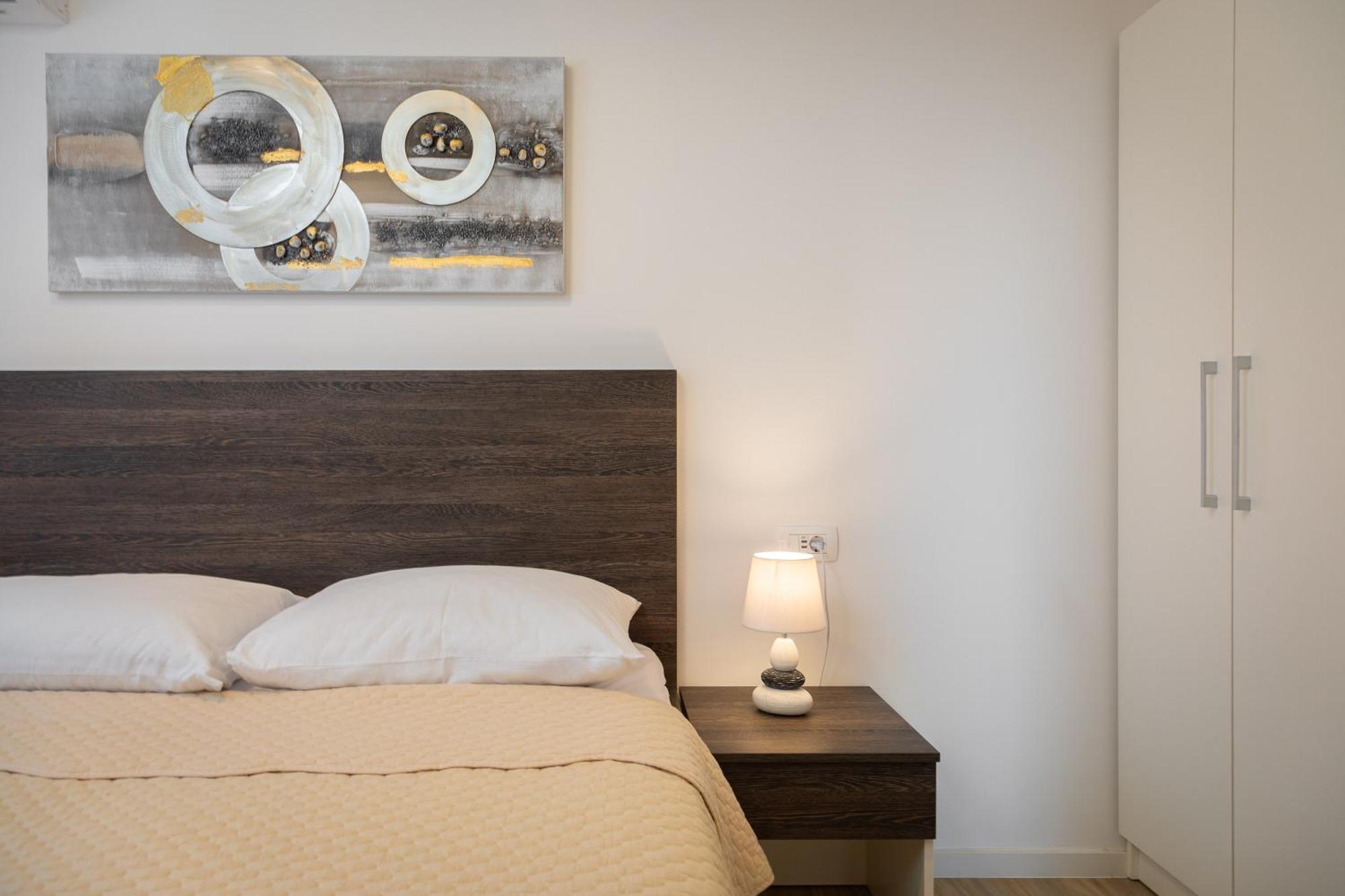 Apartments Juranovic Makarska Rom bilde