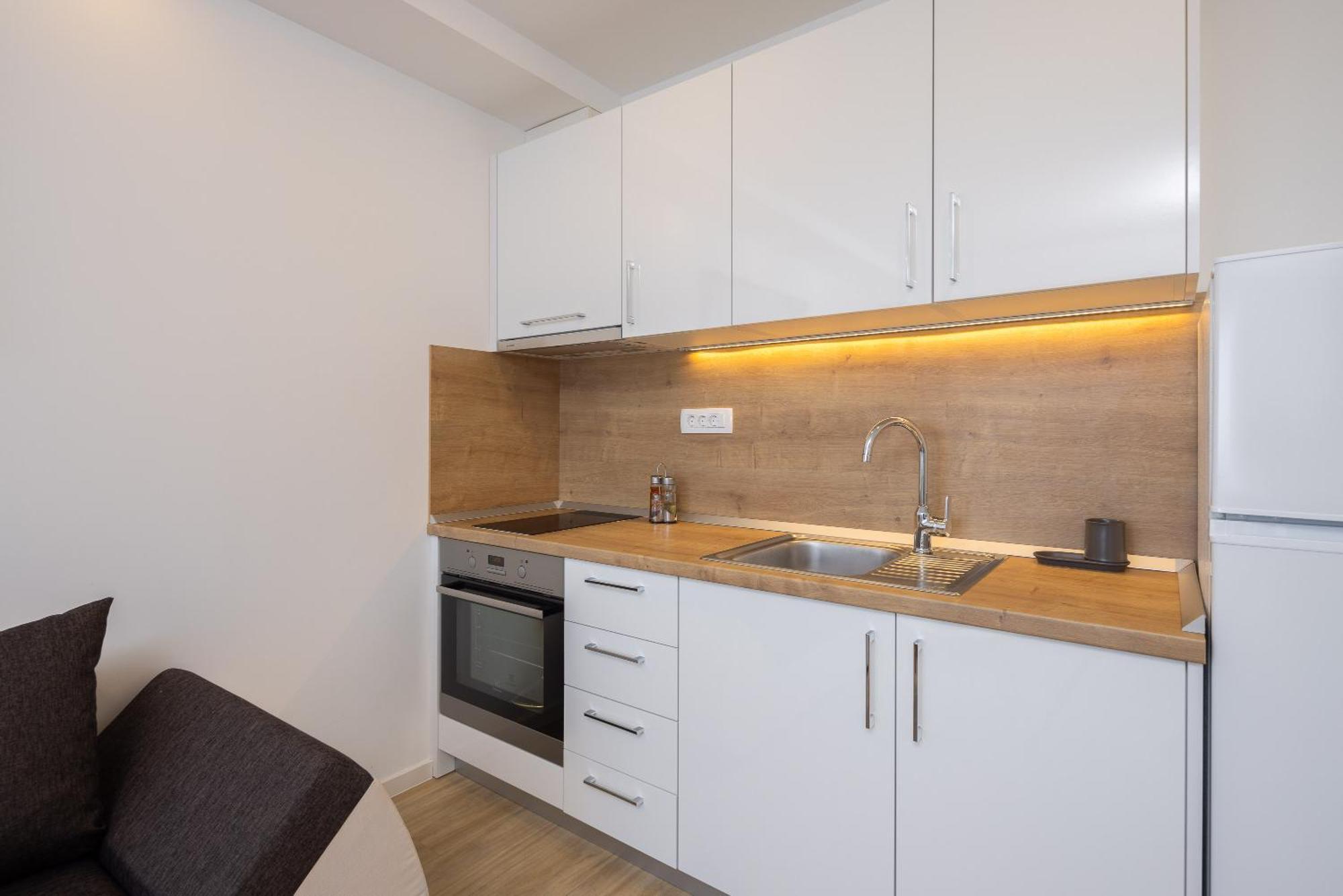 Apartments Juranovic Makarska Rom bilde