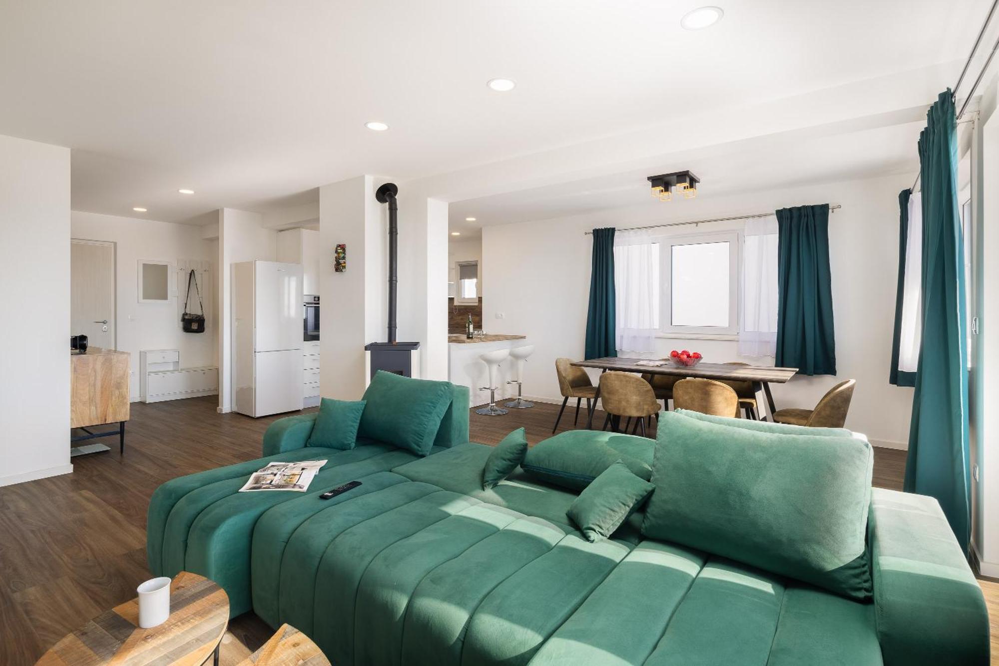 Apartments Juranovic Makarska Rom bilde