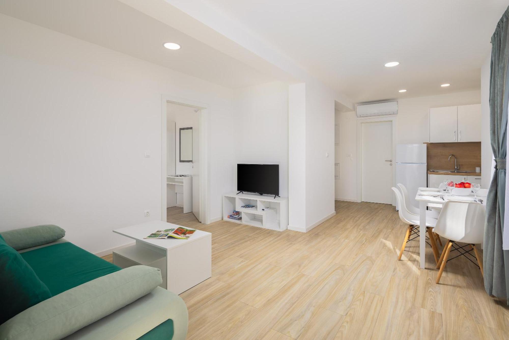 Apartments Juranovic Makarska Rom bilde