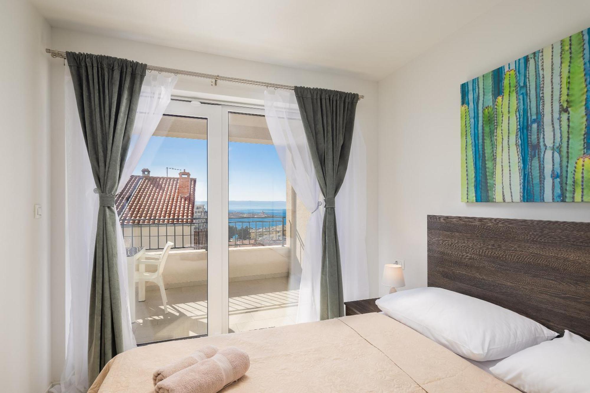 Apartments Juranovic Makarska Rom bilde