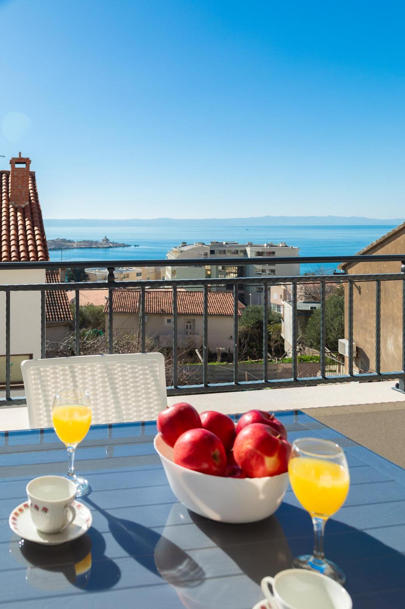 Apartments Juranovic Makarska Rom bilde