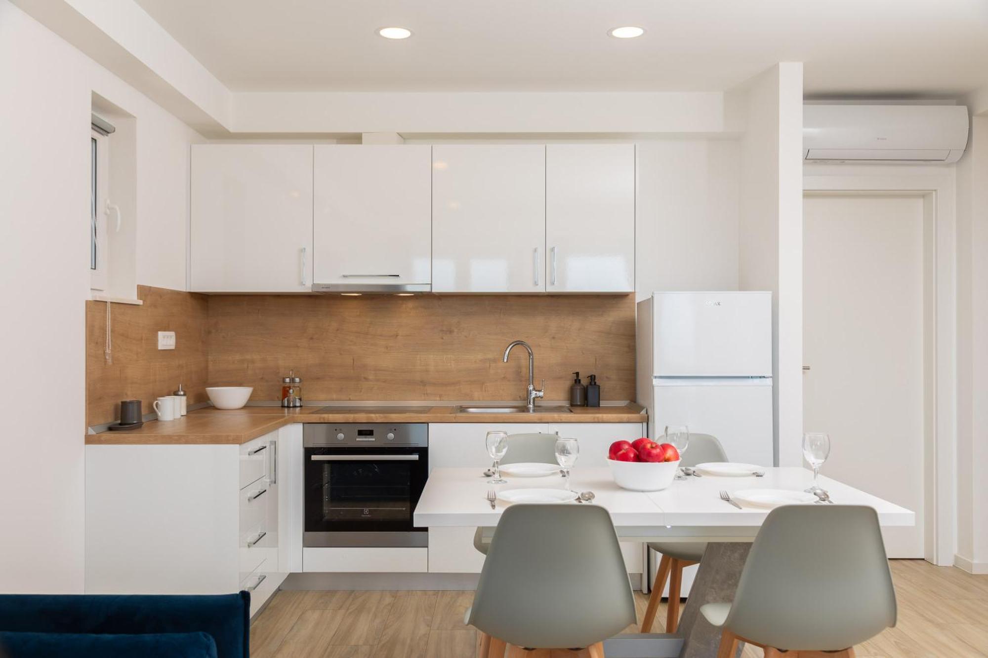 Apartments Juranovic Makarska Rom bilde
